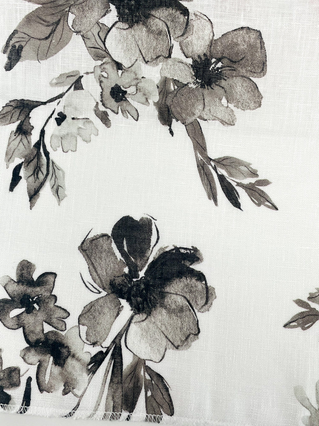 Ripples of bloom floral Handkerchief Light Weight 100% Linen Fabric By The Yard/CL1112