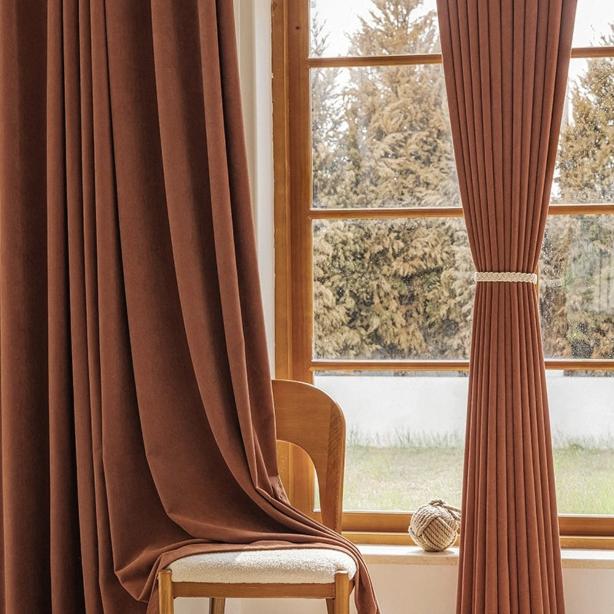 Burgundy Room Darkening Thermal Insulated Curtain | CD1037