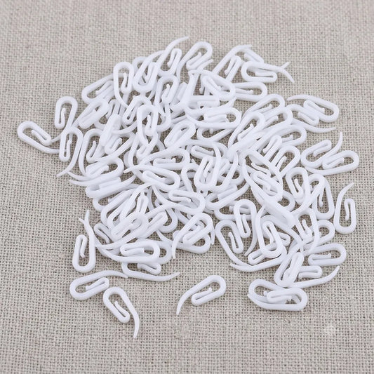 100-Pack White Plastic Curtain Hooks | Secure Curly Glider Hooks for Window Tracks & Rods | CH1006