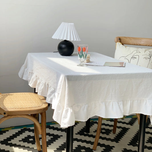 Vintage White Ruffled 100% Cotton Rectangular Tablecloth | CT1003
