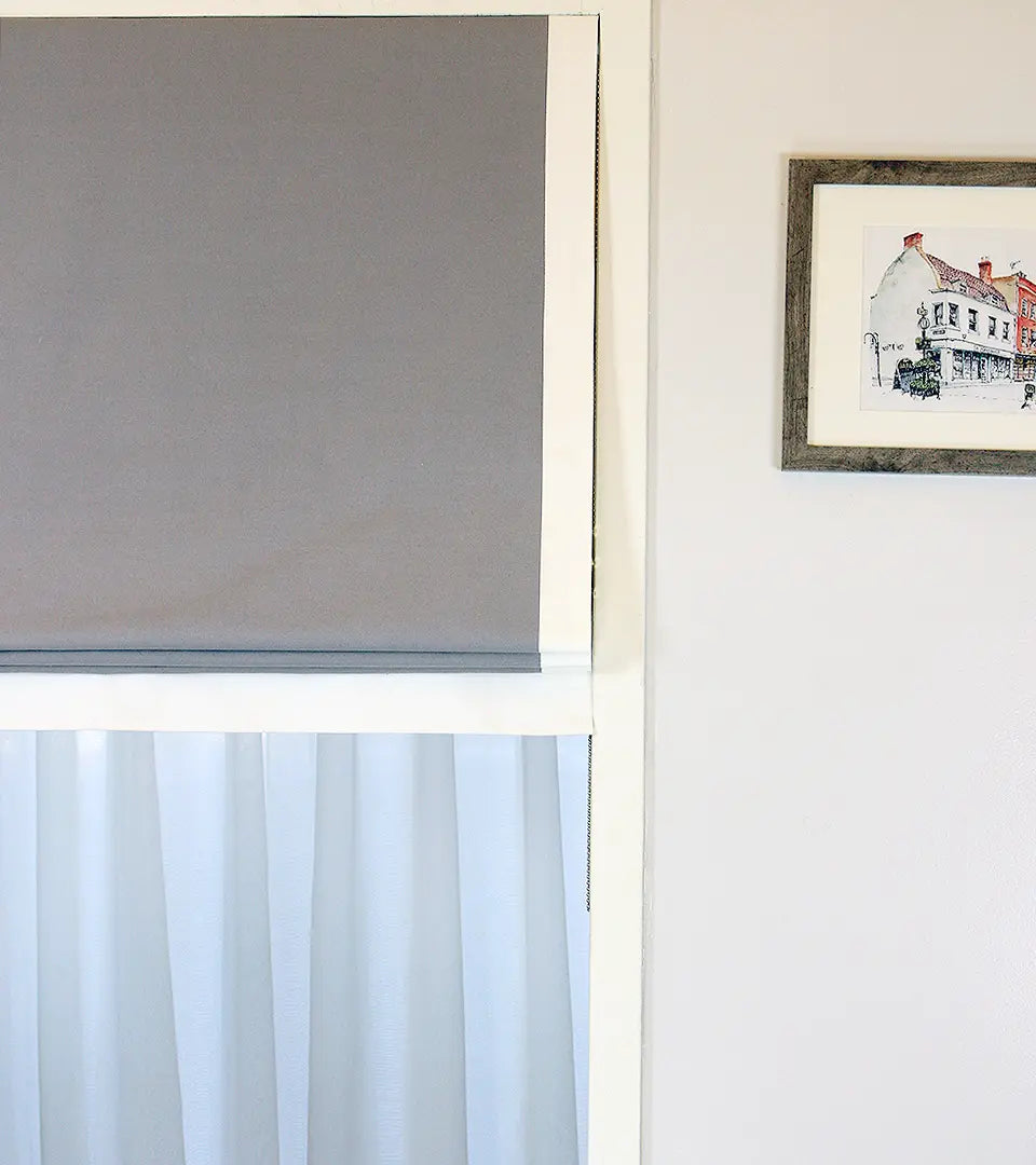 Gray Linen Flat Roman Shade with White Trim Edging | CL1010